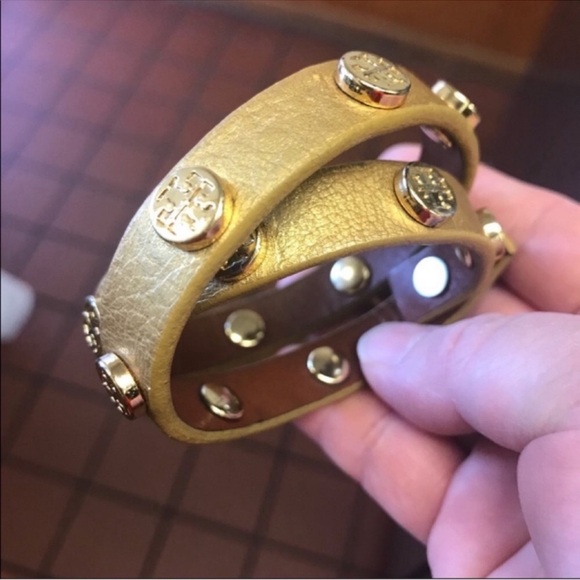 $95 Tory Burch Double Wrap Studded Logo Bracelet - Picture 4 of 9
